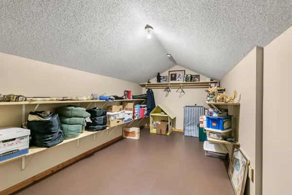 $849,900 | 15015 Held Circle, Cold Spring, MN 56320