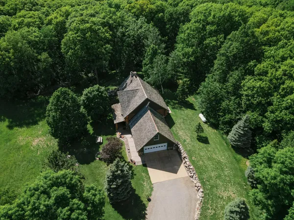 $849,900 | 15015 Held Circle, Cold Spring, MN 56320