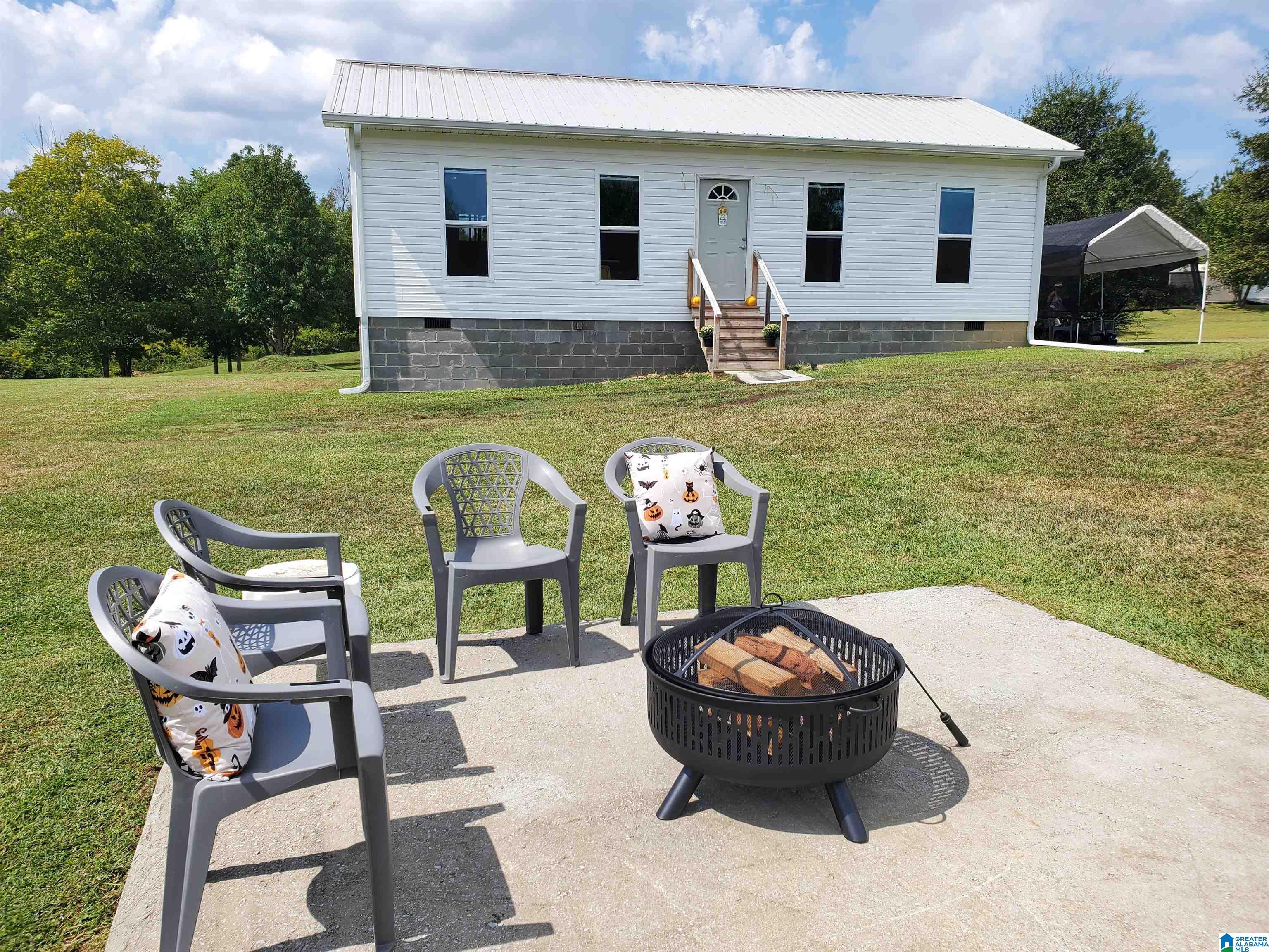622 Rocky Hollow Road Jacksonville, AL 36265 - Photo 3 of 40