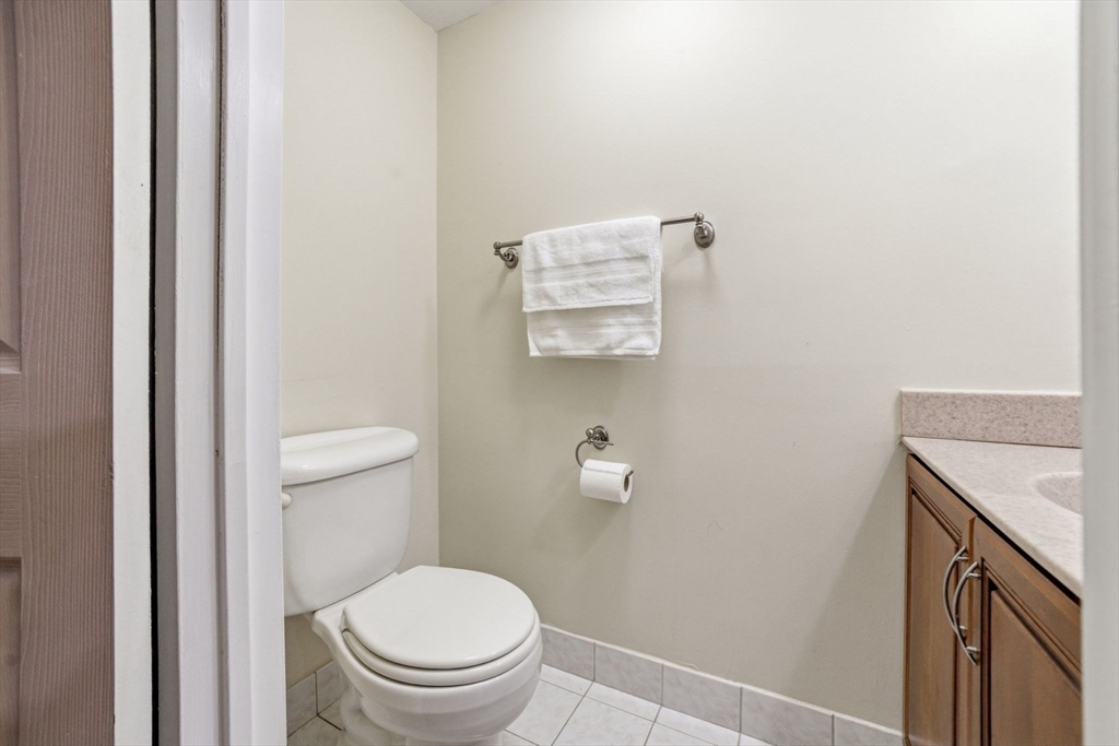 30 Stearns Road, Unit 505 Brookline, MA 02446 - Photo 27 of 33
