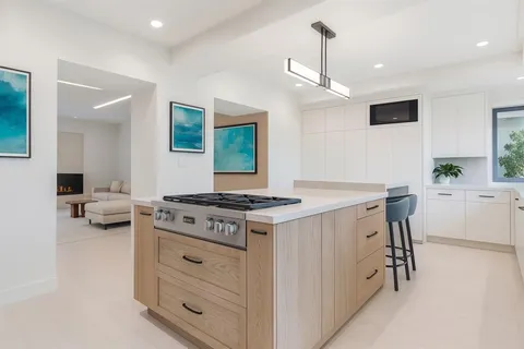 $12,900,000 | 615 Idlewyld Drive, Fort Lauderdale, FL 33301