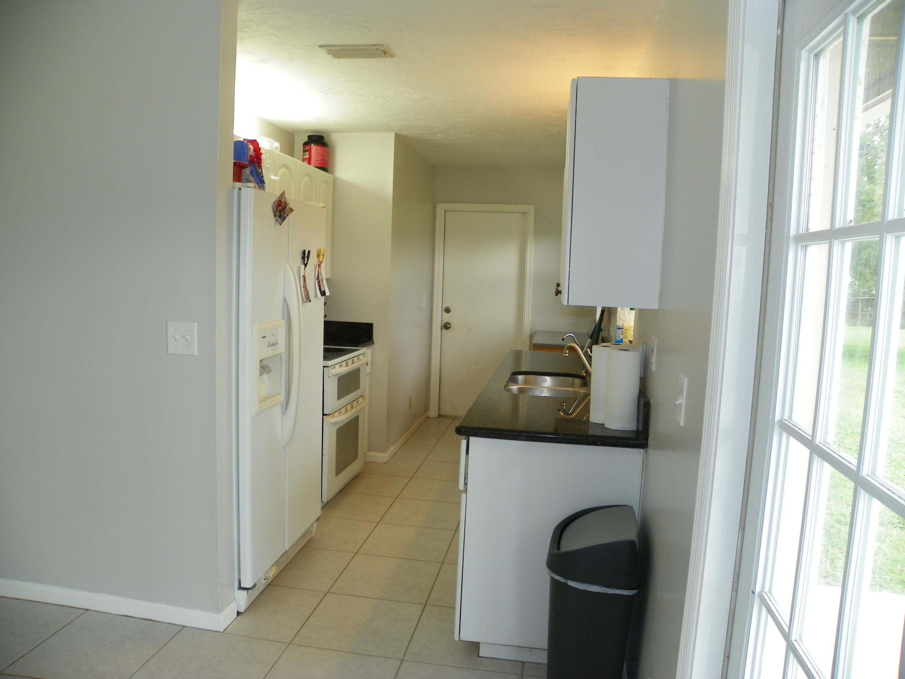 14898 85th Road North Loxahatchee, FL 33470 - Photo 23 of 49 Kitchen