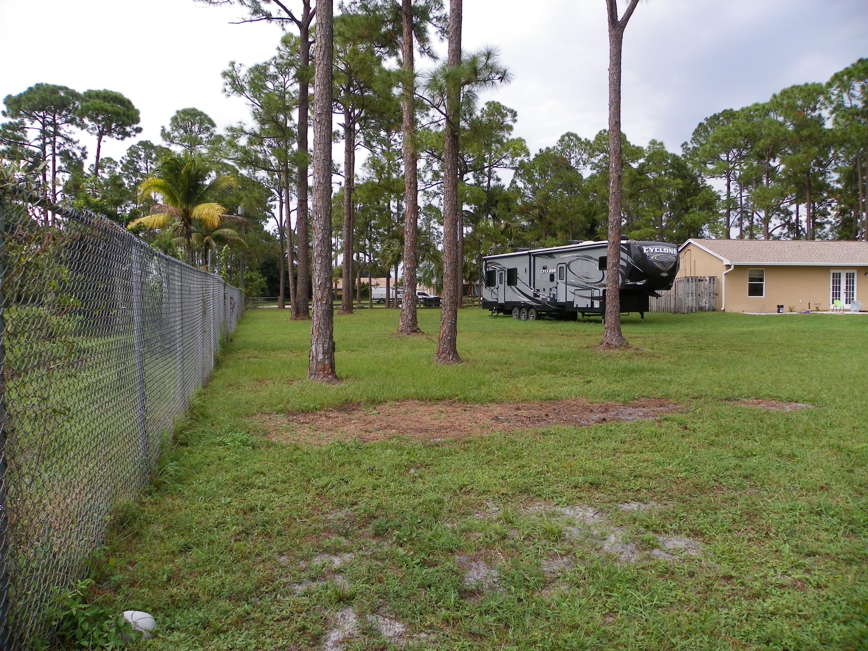 14898 85th Road North Loxahatchee, FL 33470 - Photo 8 of 49 Side Yard