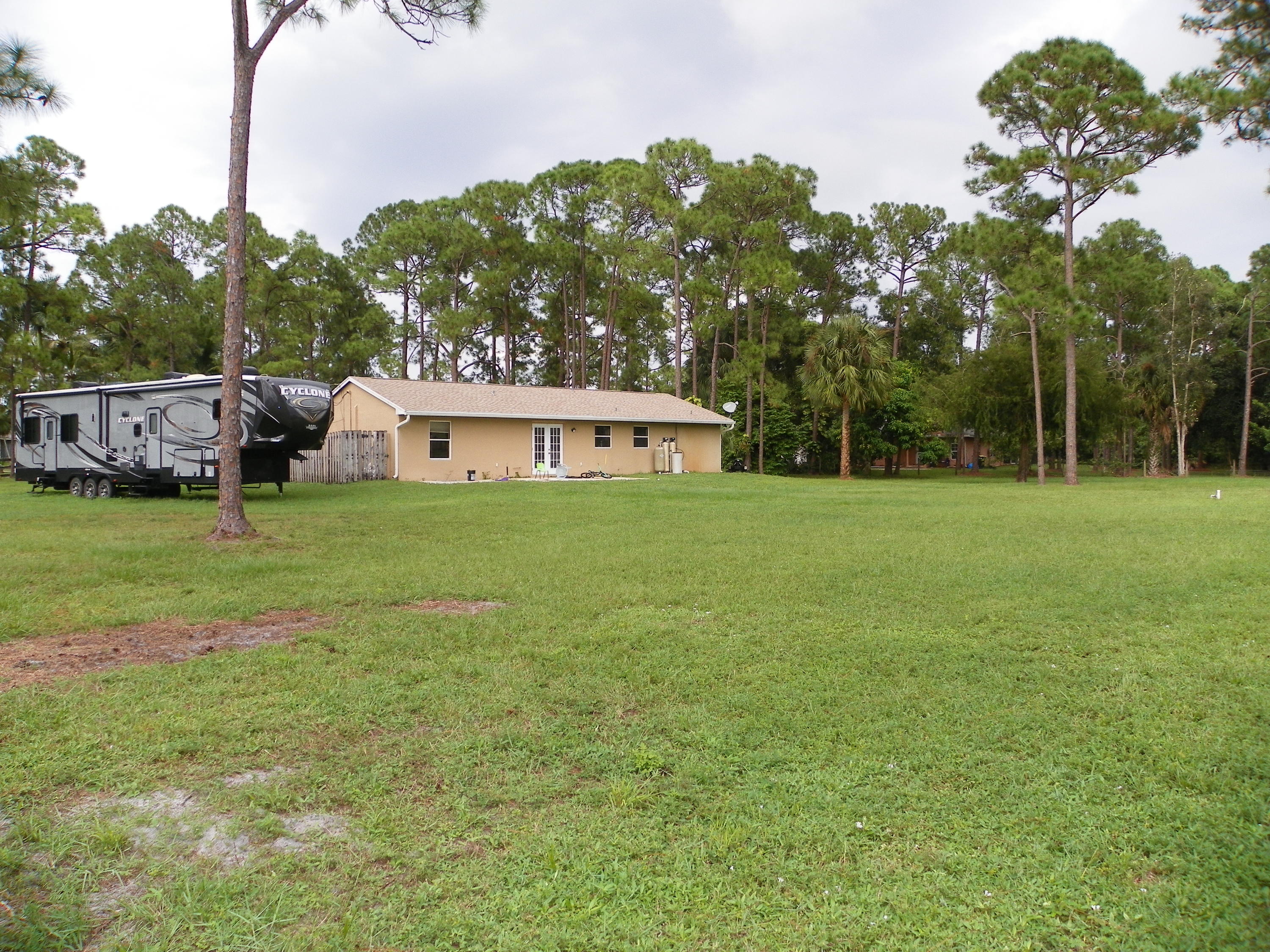 14898 85th Road North Loxahatchee, FL 33470 - Photo 10 of 49 Back Yard
