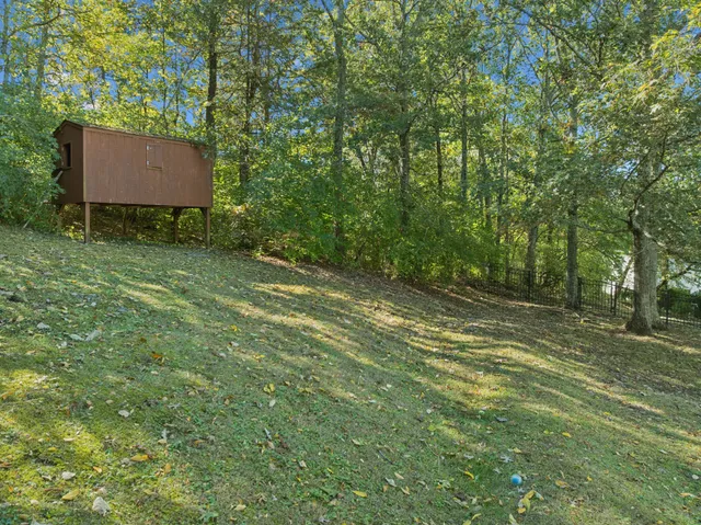 $865,000 | 5724 Cloverwood Drive, Brentwood, TN 37027