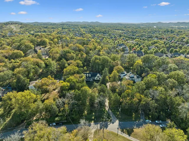 $865,000 | 5724 Cloverwood Drive, Brentwood, TN 37027