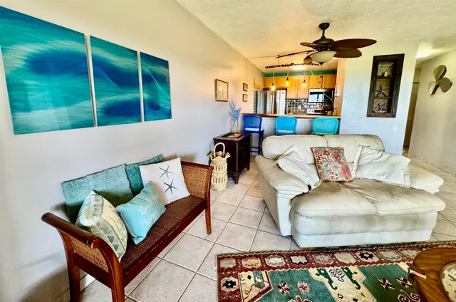 $299,000 | 50 Kepuhi Place, Unit 119, Maunaloa, HI 96770