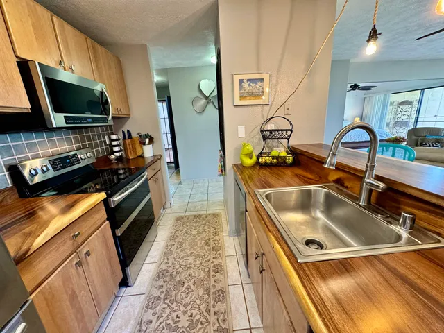 $299,000 | 50 Kepuhi Place, Unit 119, Maunaloa, HI 96770