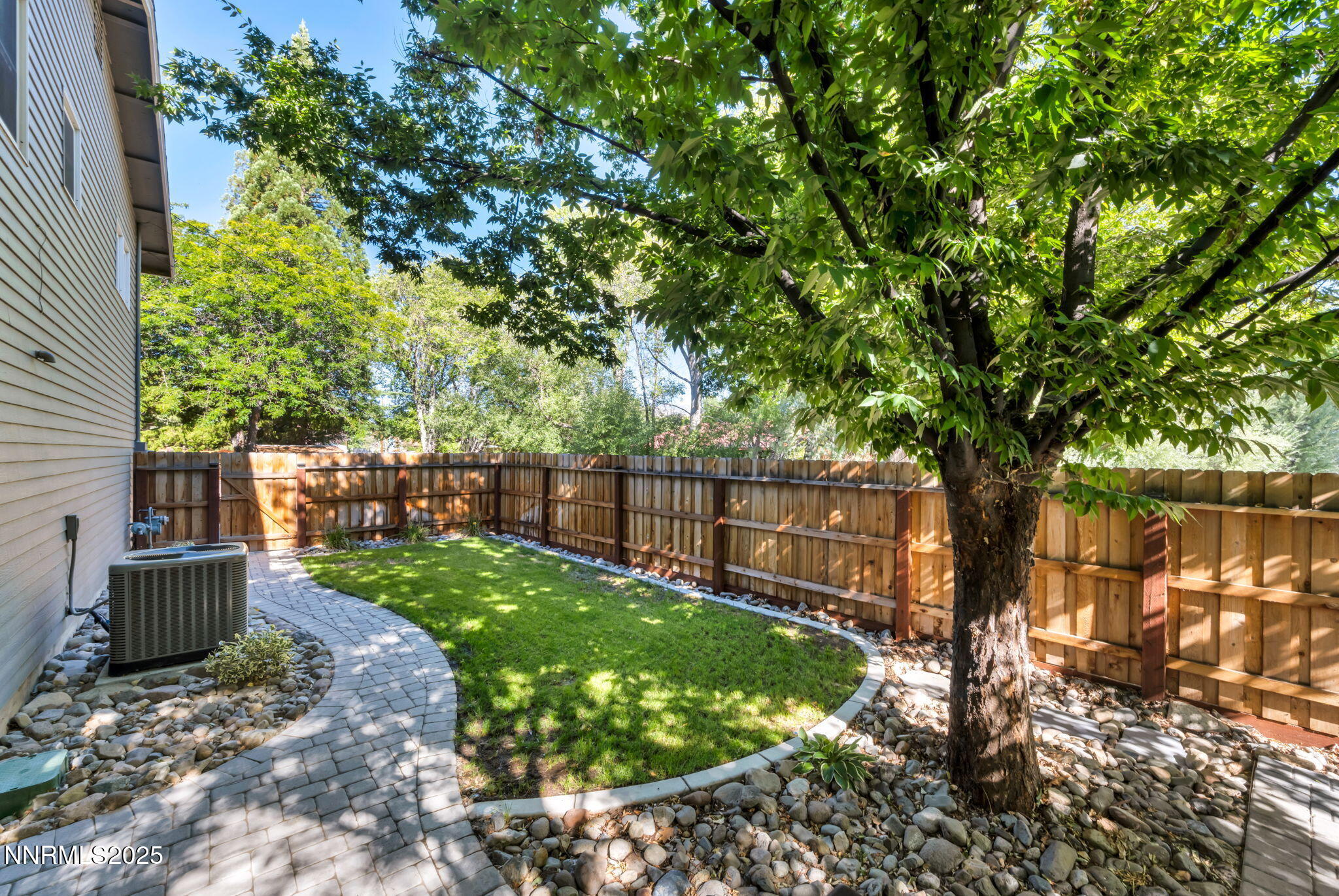1478 Clough Road Reno, NV 89509 - Photo 30 of 32 a garden view with a fountain
