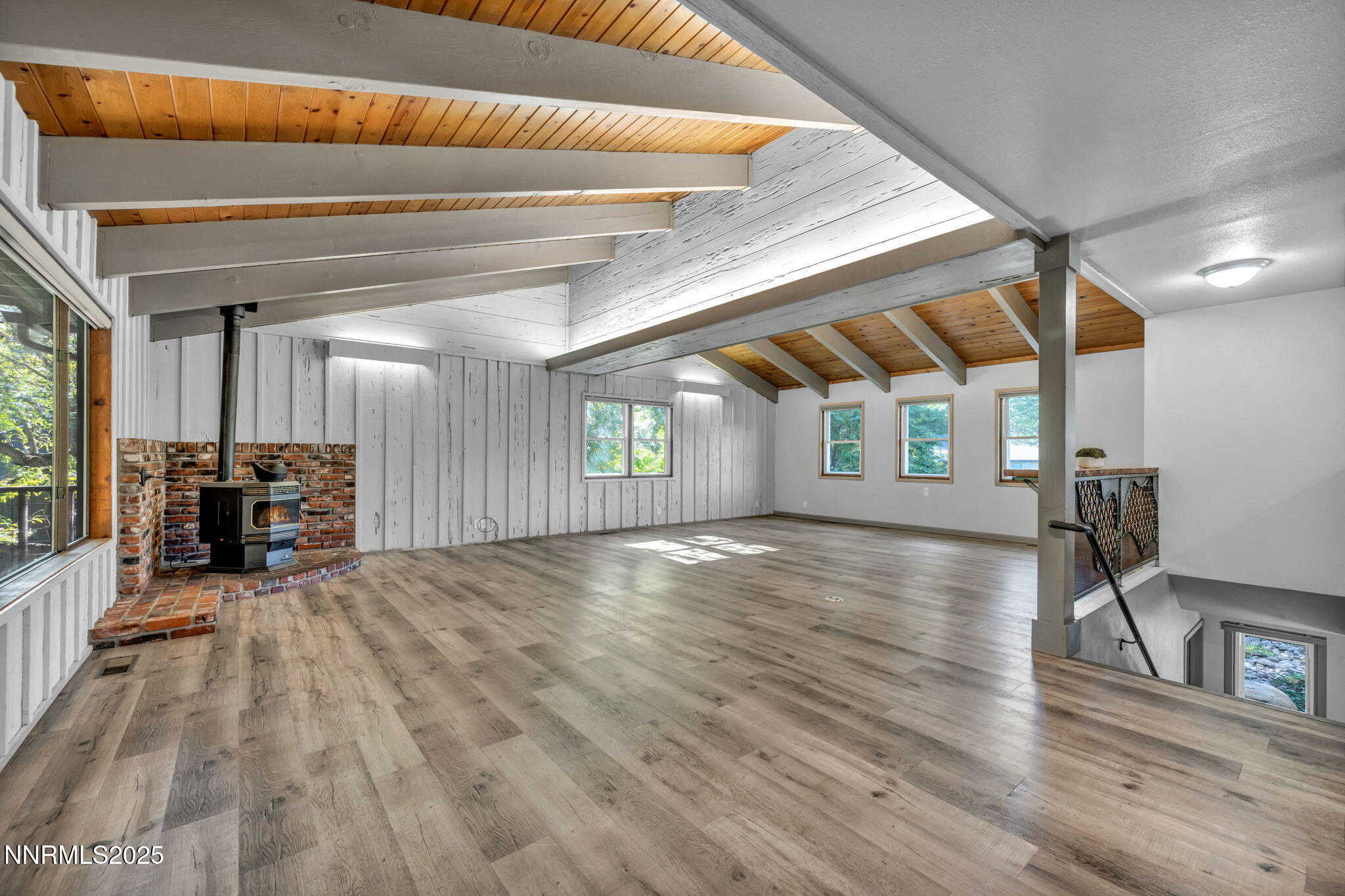 1478 Clough Road Reno, NV 89509 - Photo 8 of 32 a view of a livingroom with a large window