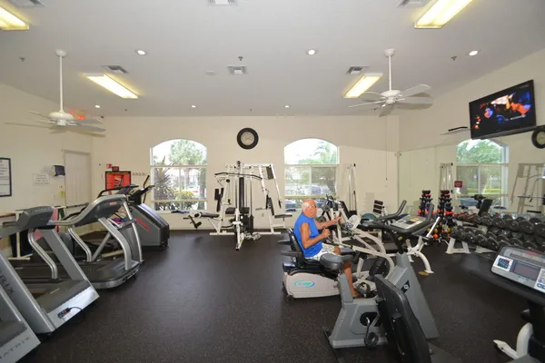 $3,200 | 6084 Petunia Road, Delray Beach, FL 33484