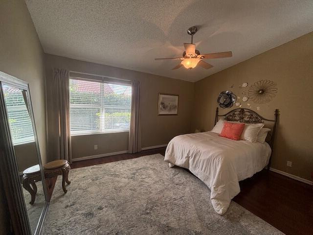 6084 Petunia Road Delray Beach, FL 33484 - Photo 7 of 26 MASTER BEDROOM