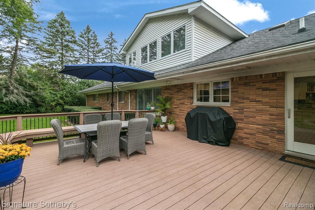 4840 Stoneleigh Road Bloomfield Hills, MI 48302 - Photo 35 of 41