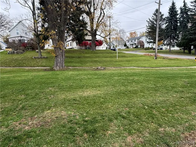 $419,000 | 20 East Avenue, West Seneca, NY 14224