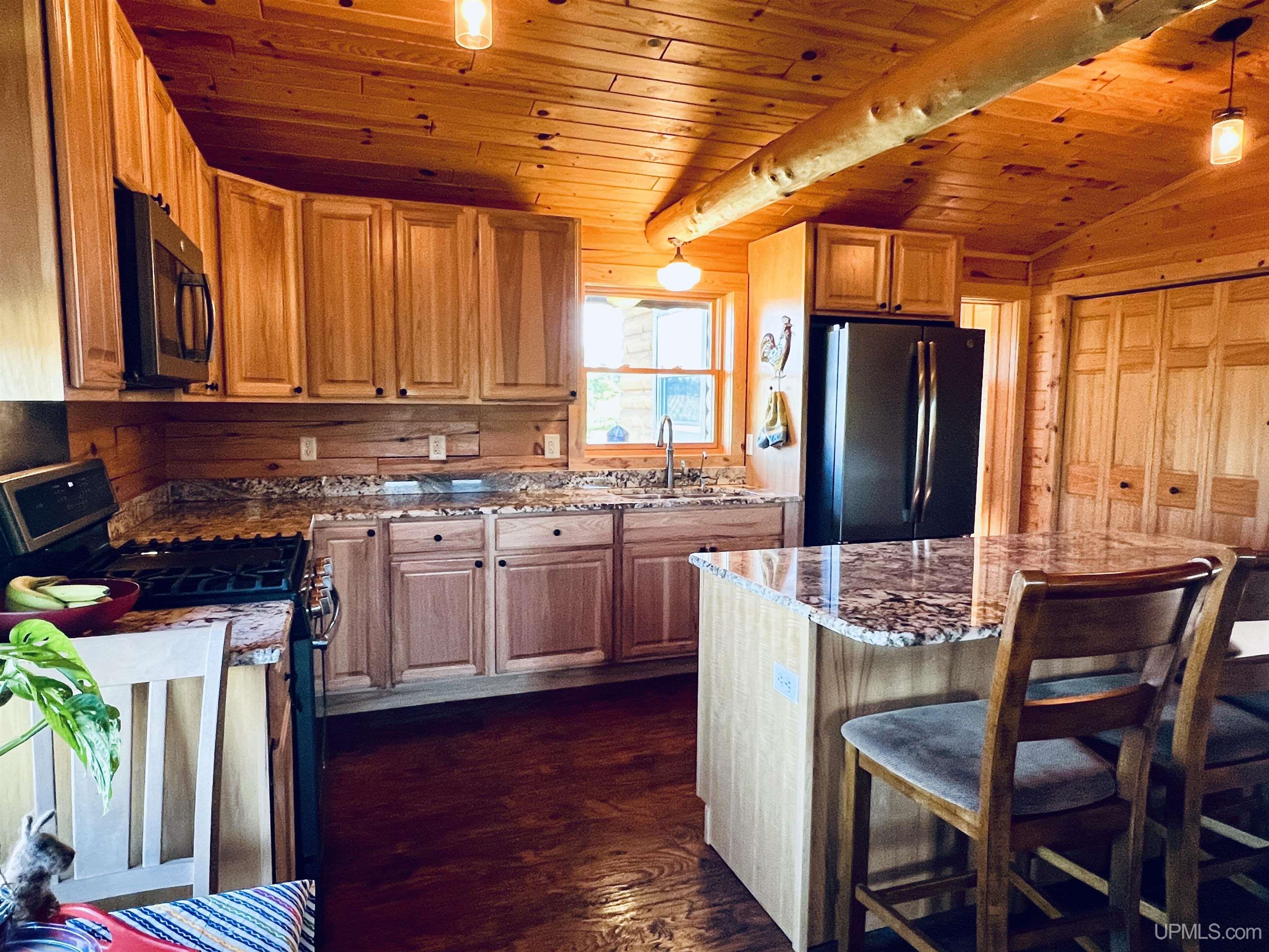 14380 Days River Road Rock, MI 49880 - Photo 3 of 21