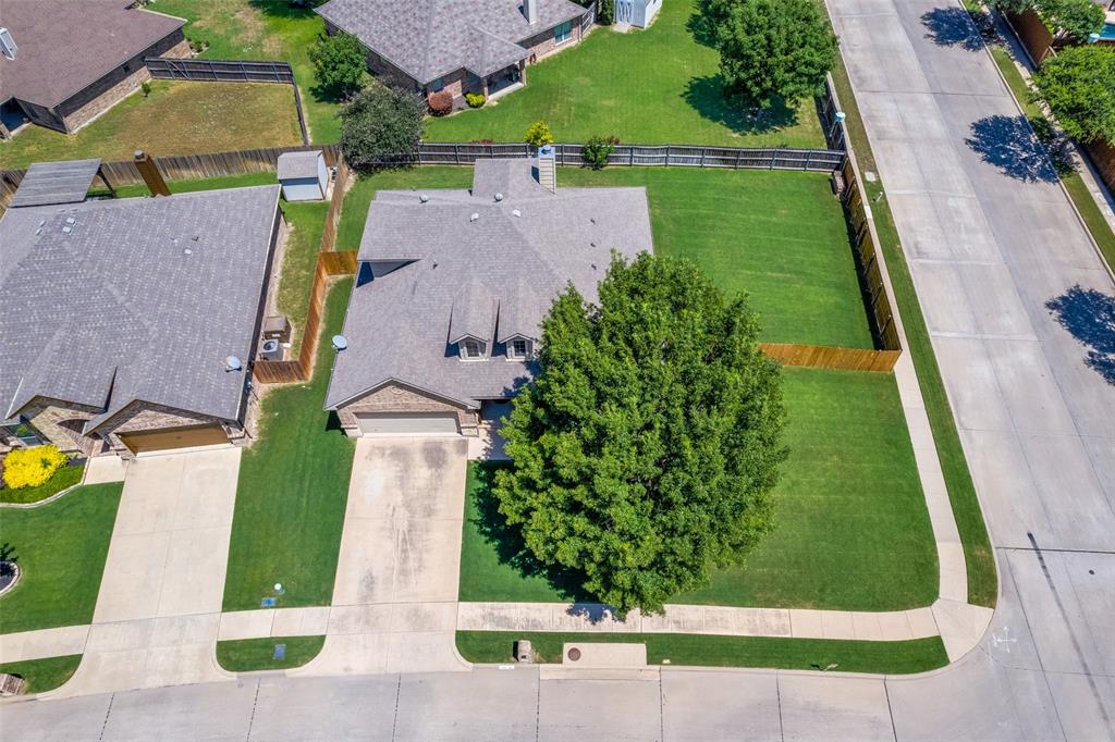 400 Commonwealth Drive Saginaw, TX 76179 - Photo 28 of 32 an aerial view of a house
