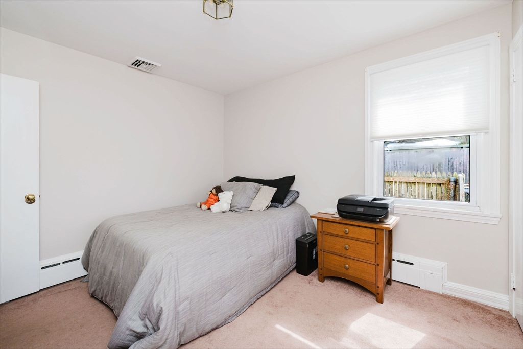 554 Madison Street Fall River, MA 02720 - Photo 20 of 31