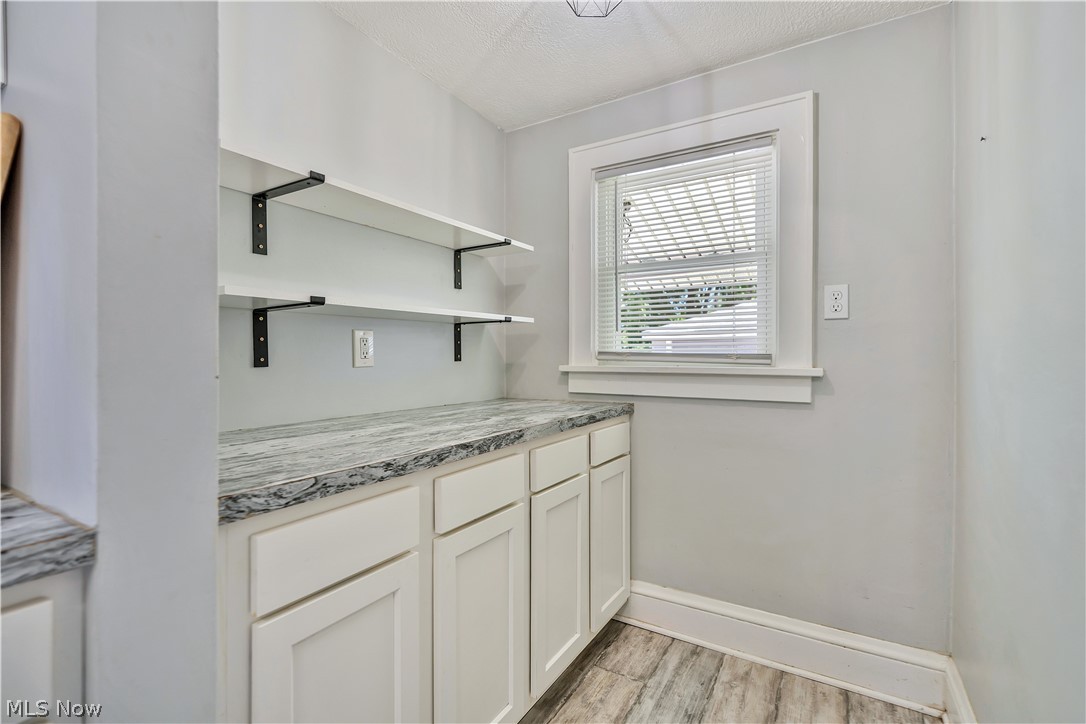 931 Dan Street Akron, OH 44310 - Photo 15 of 35