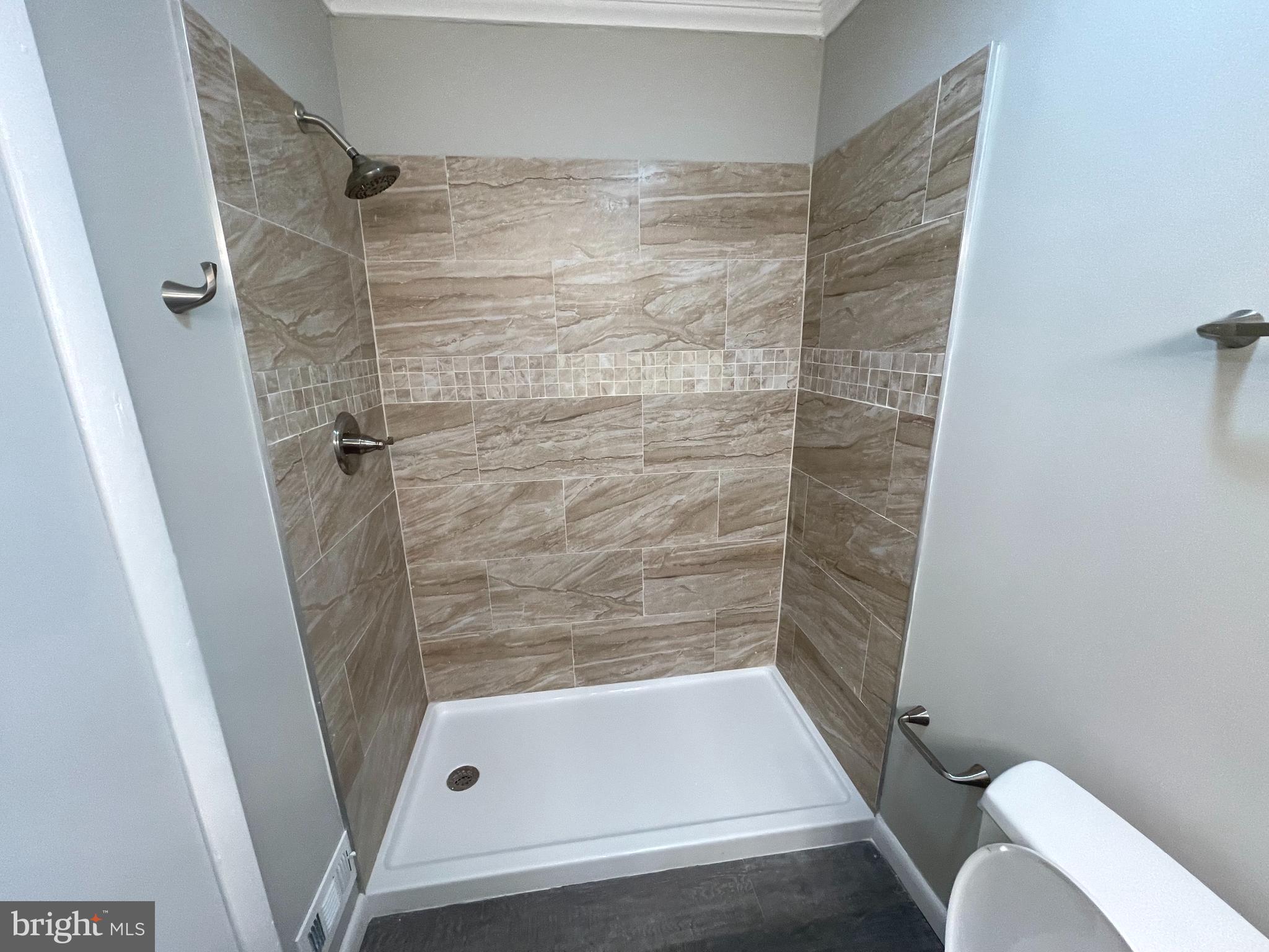11715 Newbridge Court Reston, VA 20191 - Photo 9 of 28 Gallery Image 9