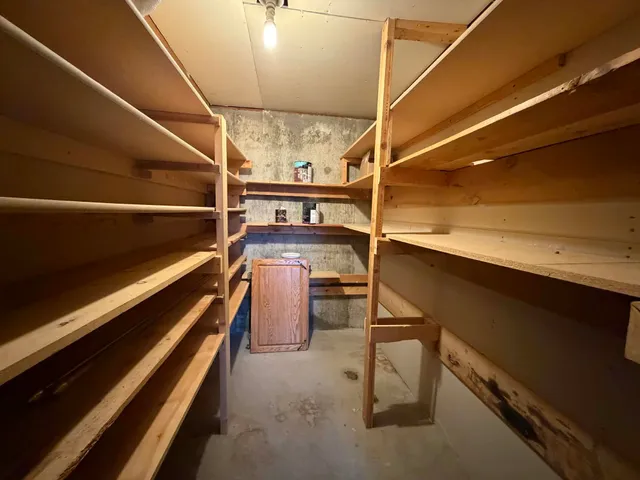 $295,000 | 915 Elk Drive, Riverton, WY 82501