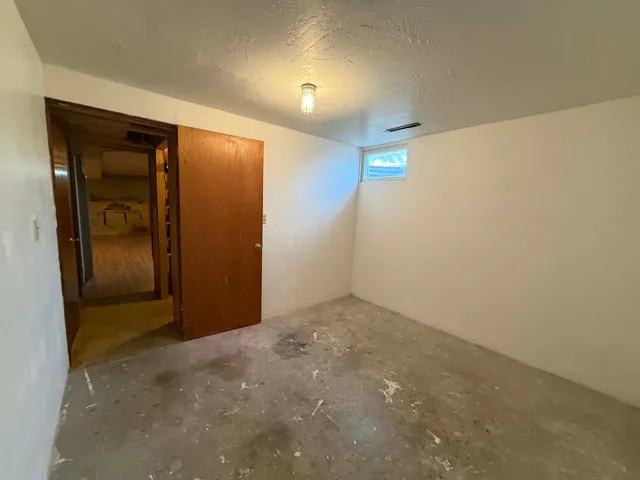 $295,000 | 915 Elk Drive, Riverton, WY 82501