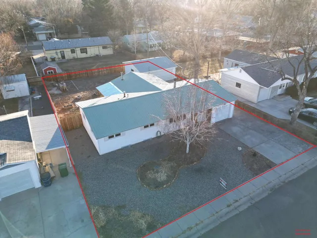 $295,000 | 915 Elk Drive, Riverton, WY 82501