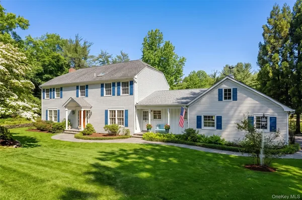 $2,650,000 | 54 Snake Hill Road, Cold Spring Harbor, NY 11724