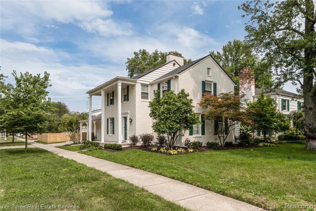 1390 Oxford Road Grosse Pointe, MI 48236 - Photo 22 of 22 1390 Oxford Rd Grosse Pointe-large-001-5-1390 Oxford Front-1500x1000-72dpi.jpg