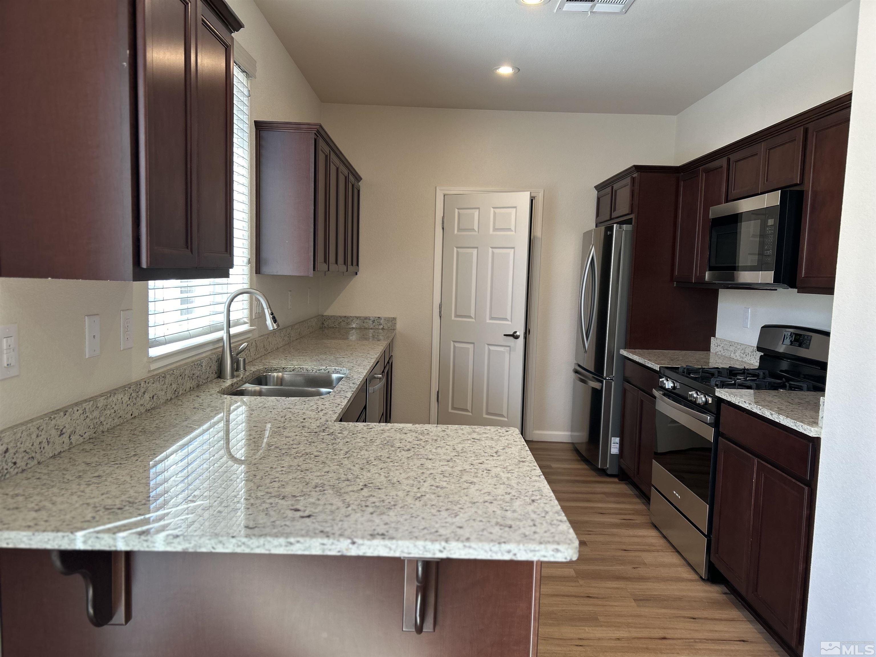 3643 Ruidoso Street Reno, NV 89512 - Photo 7 of 24 Photo 7