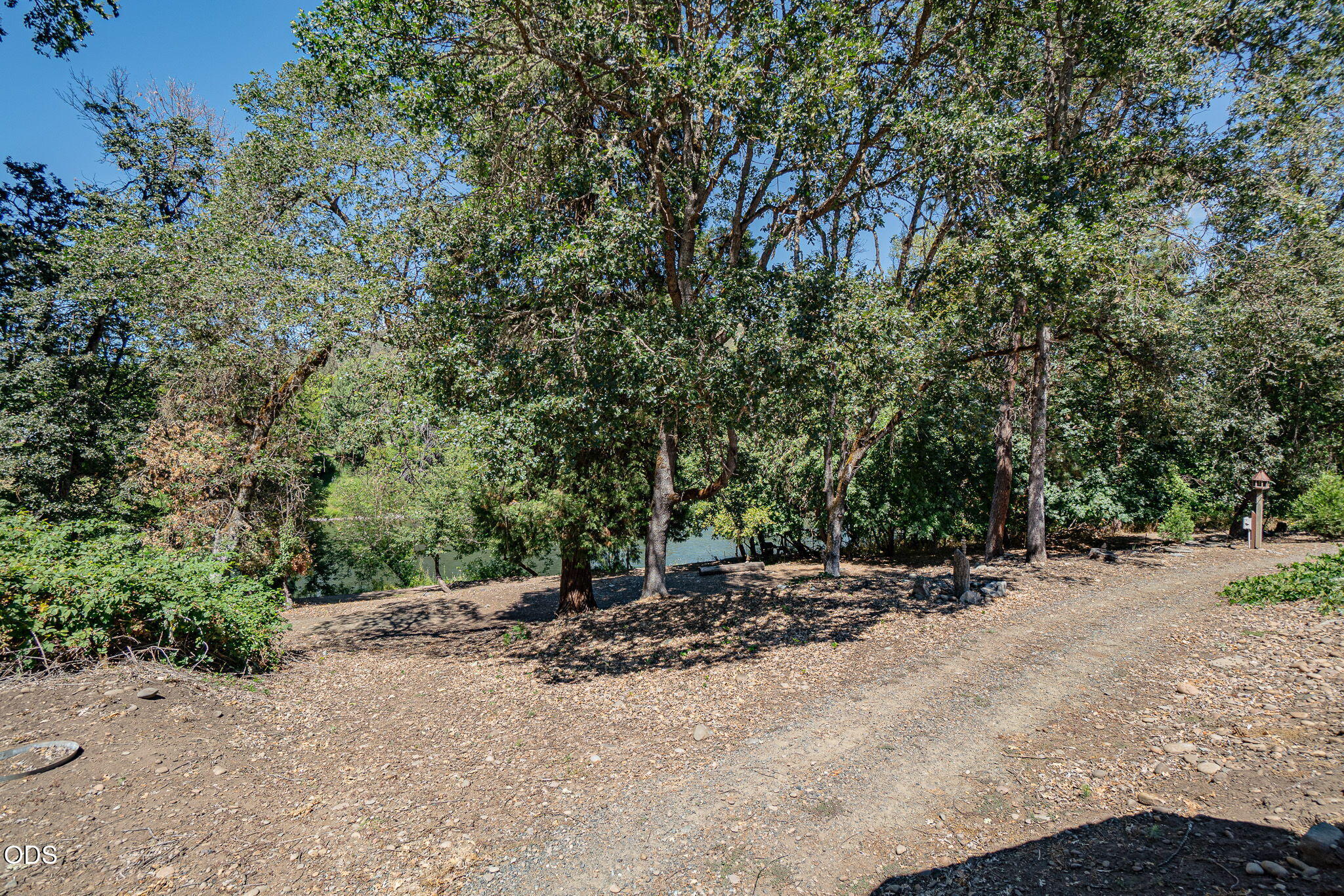 1800 Lampman Road Gold Hill, OR 97525 - Photo 42 of 53 Gallery Image 42