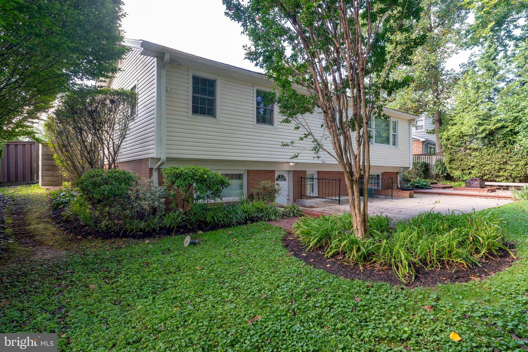 1326 Canyon Road Silver Spring, MD 20904 - Photo 3 of 21 Back of home