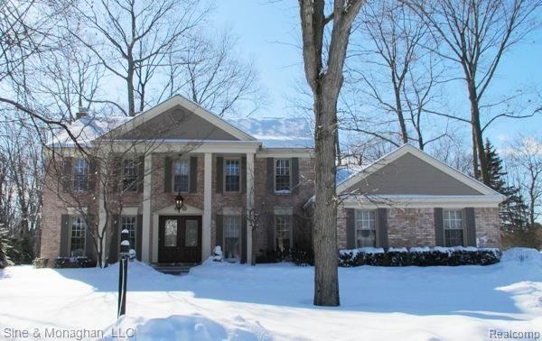 2965 Leyton Court Rochester, MI 48306 - Photo 1 of 29 Classic colonial with newer custom front doors
