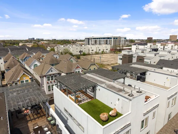 $535,000 | 1144 West 17th Street, Houston, TX 77008