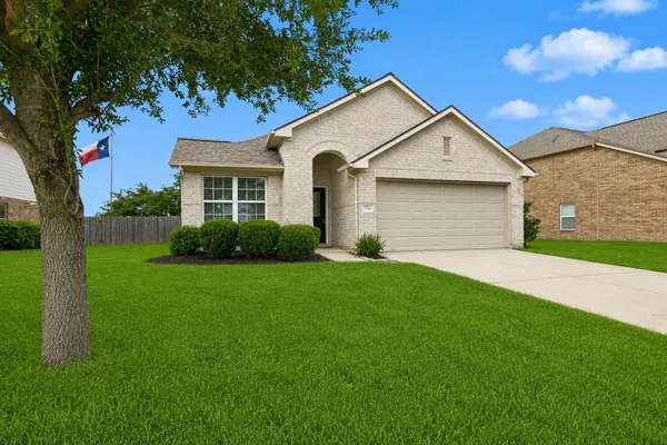 $2,400 | 17910 Royal Gate Lane, Richmond, TX 77407