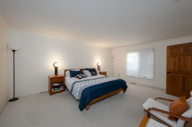 $475,900 | 2805 Little River Run, Fort Wayne, IN 46804