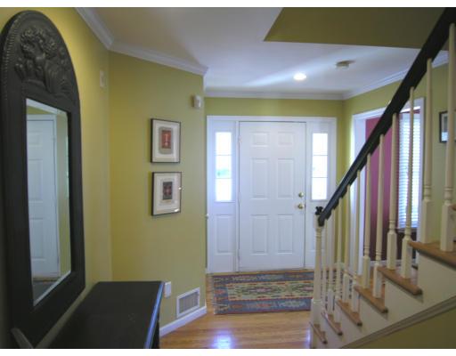 52 Fairfield Street Needham, MA 02492 - Photo 2 of 17 Gallery Image 2