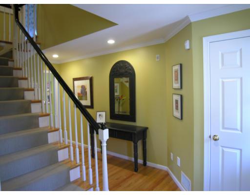 52 Fairfield Street Needham, MA 02492 - Photo 3 of 17 Gallery Image 3