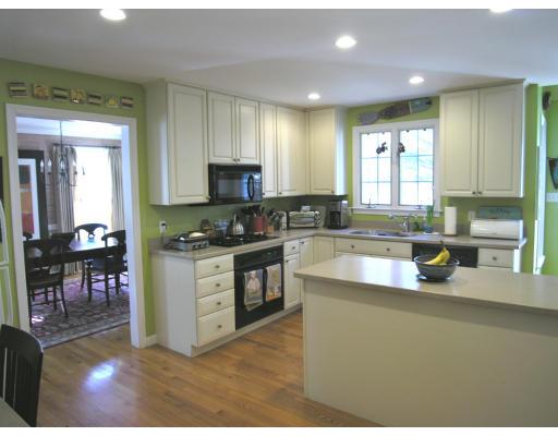 52 Fairfield Street Needham, MA 02492 - Photo 7 of 17 Gallery Image 7