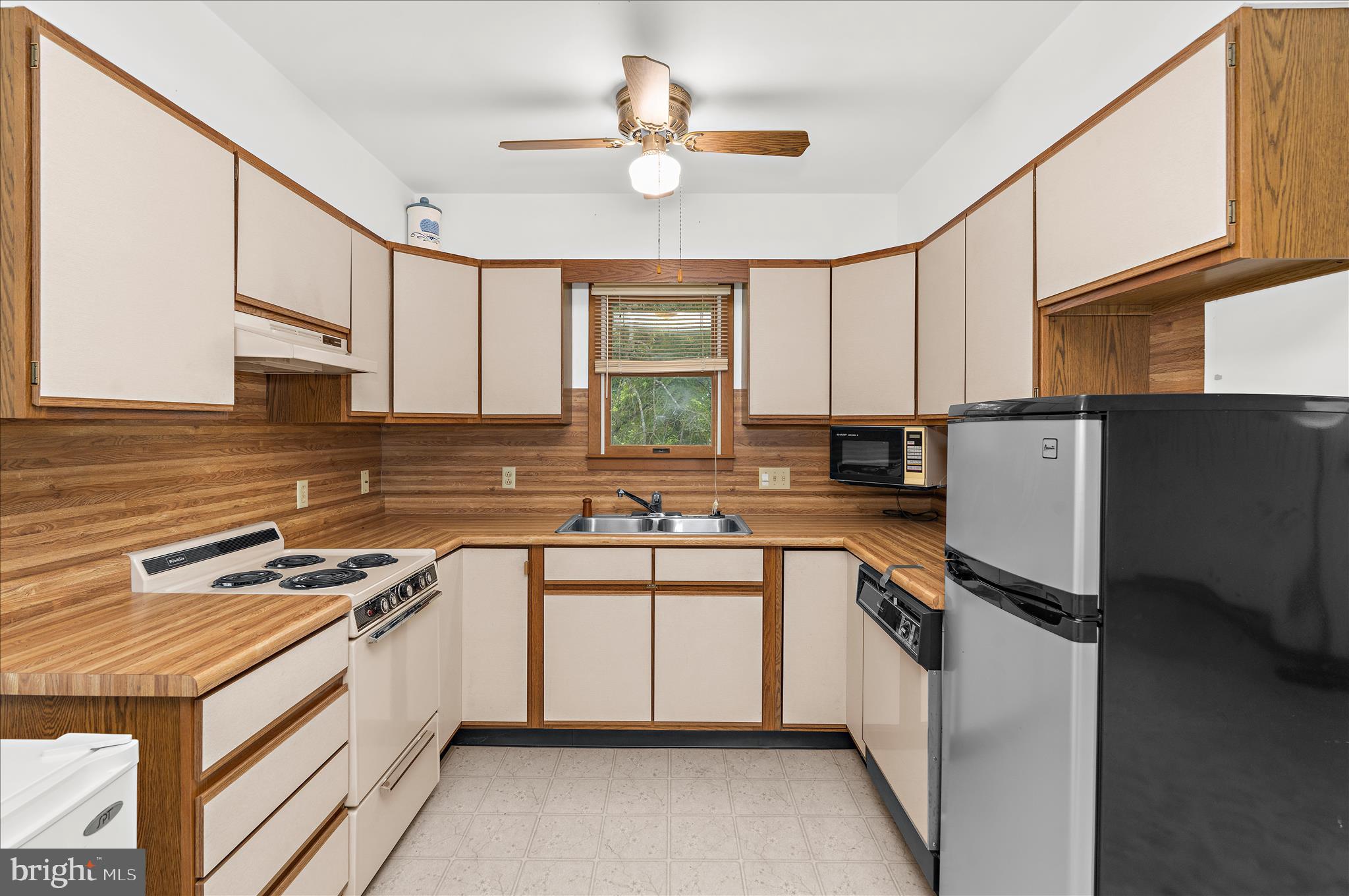 25133 Wymont Park Road Worton, MD 21678 - Photo 28 of 64 Apartment Kitchen
