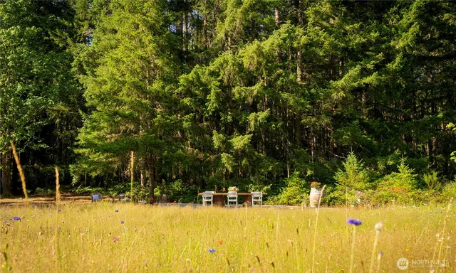 $1,800,000 | 19680 Noll Road Northeast, Poulsbo, WA 98370