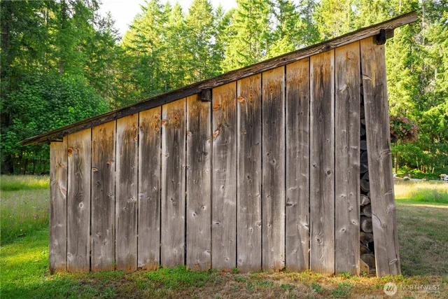 $1,800,000 | 19680 Noll Road Northeast, Poulsbo, WA 98370