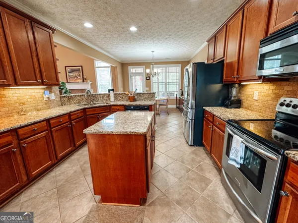 $536,000 | 998 Ivy Circle, Concord, GA 30206