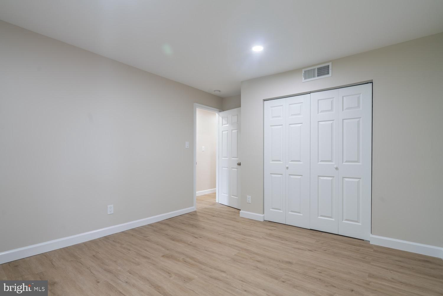 112 Duvall Lane, Unit 304 Gaithersburg, MD 20877 - Photo 23 of 27 a view of an empty room