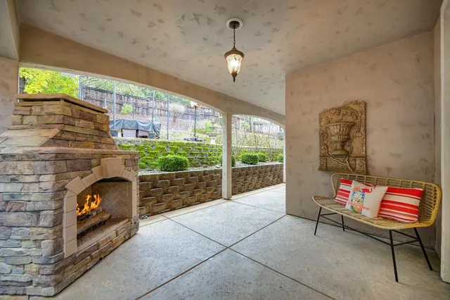 $1,099,000 | 314 Canyon Falls Drive, Folsom, CA 95630