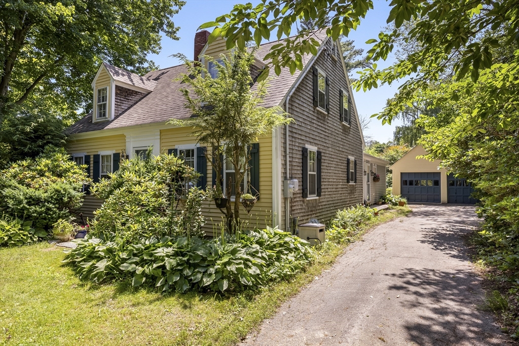 12 Rolfe's Lane Newbury, MA 01951 - Photo 1 of 30