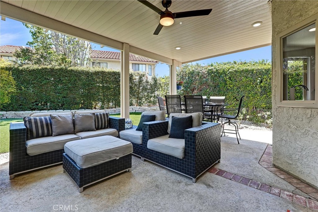 19605 Shadow Springs Way Porter Ranch, CA 91326 - Photo 22 of 33 Outdoor entertainment area