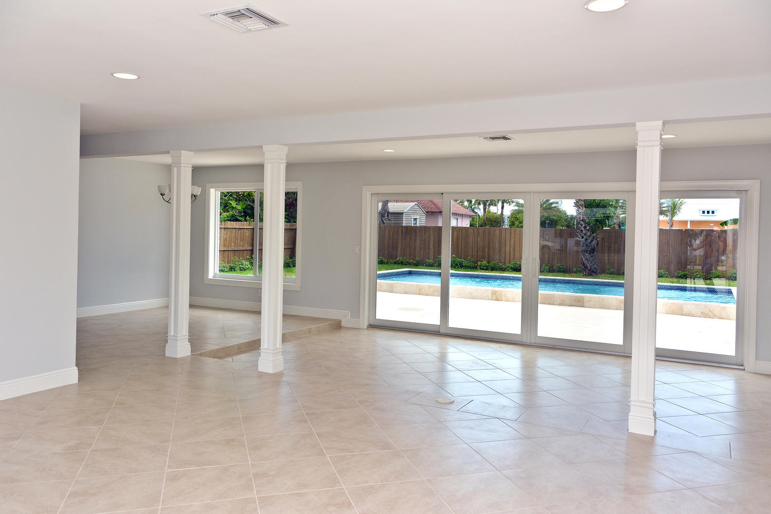 1160 Island Road Riviera Beach, FL 33404 - Photo 5 of 18 Great Room