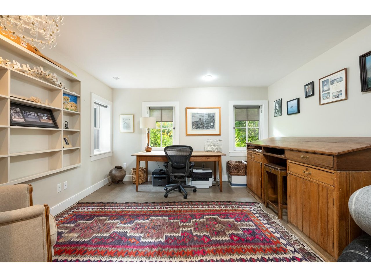615 Spruce Street Boulder, CO 80302 - Photo 32 of 49 a living room with furniture rug and window