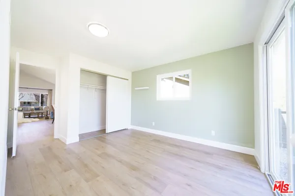 $988,888 | 24086 Avenida Crescenta, Valencia, CA 91355