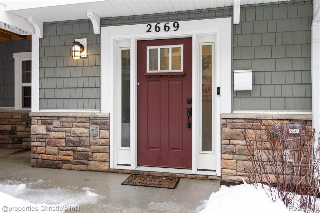 2669 Harvard Road Berkley, MI 48072 - Photo 2 of 32
